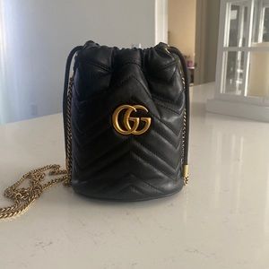 Gucci Marmont mini bucket bag